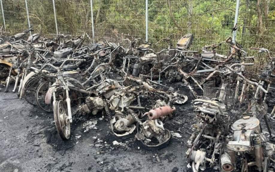 Motor Dalam Depoh Terbakar 02