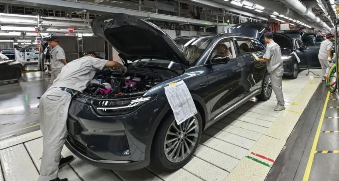 Perang Kereta Ev China